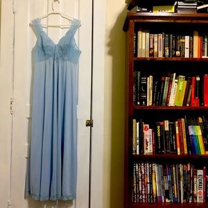 Vintage tricot nightgown